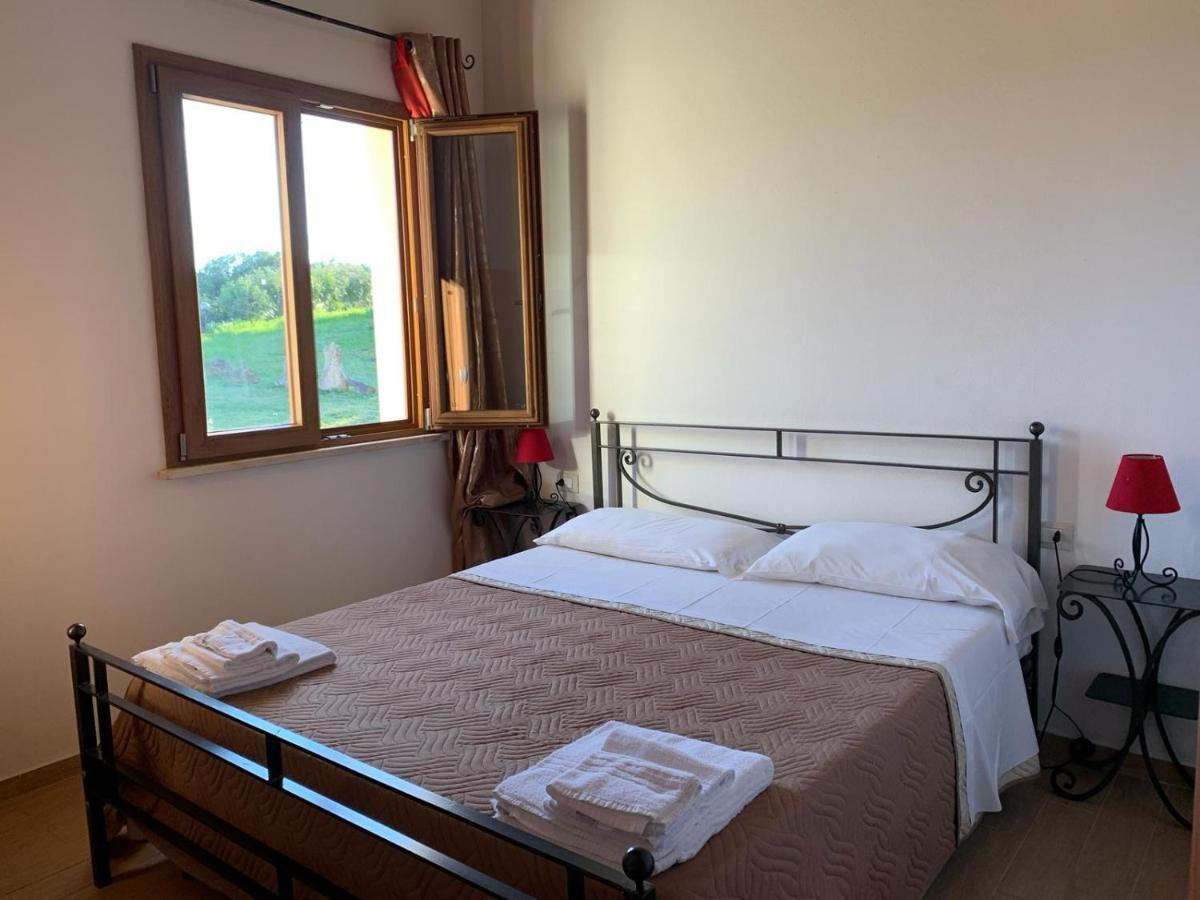 Tenute Delogu Wine Resort (Adults Only) Santa Maria la Palma Exterior foto